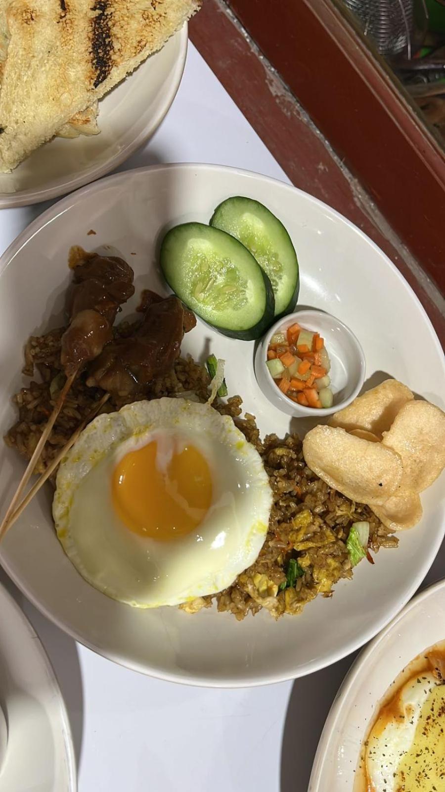 Bungalow Geringsing 캔디다사 외부 사진