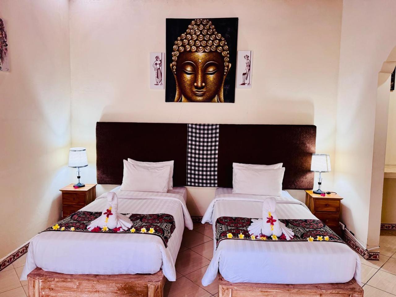 Bungalow Geringsing 캔디다사 외부 사진