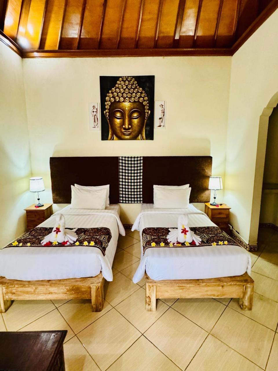 Bungalow Geringsing 캔디다사 외부 사진