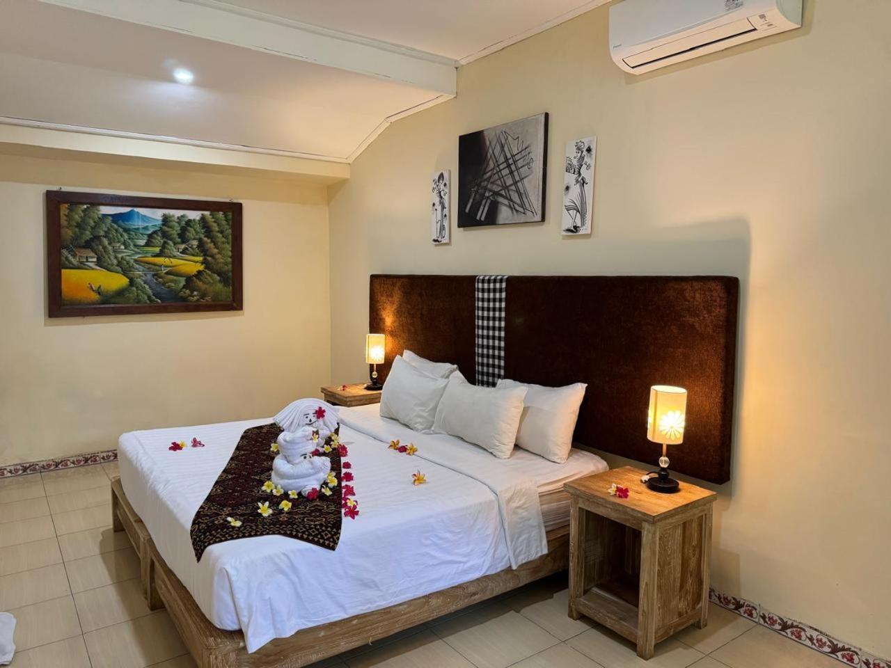 Bungalow Geringsing 캔디다사 외부 사진