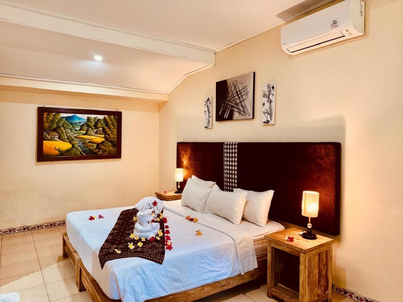 Bungalow Geringsing 캔디다사 외부 사진