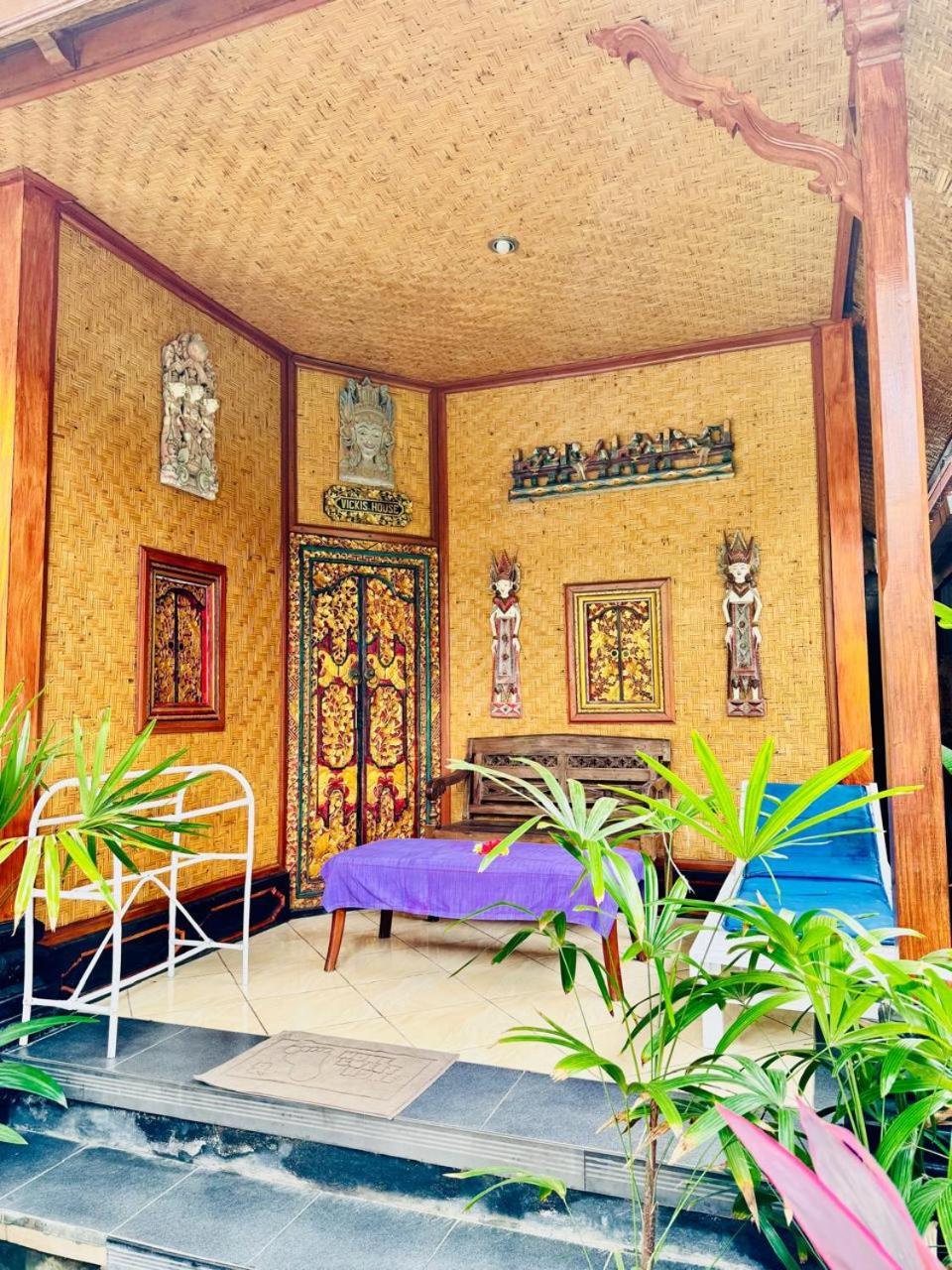 Bungalow Geringsing 캔디다사 외부 사진