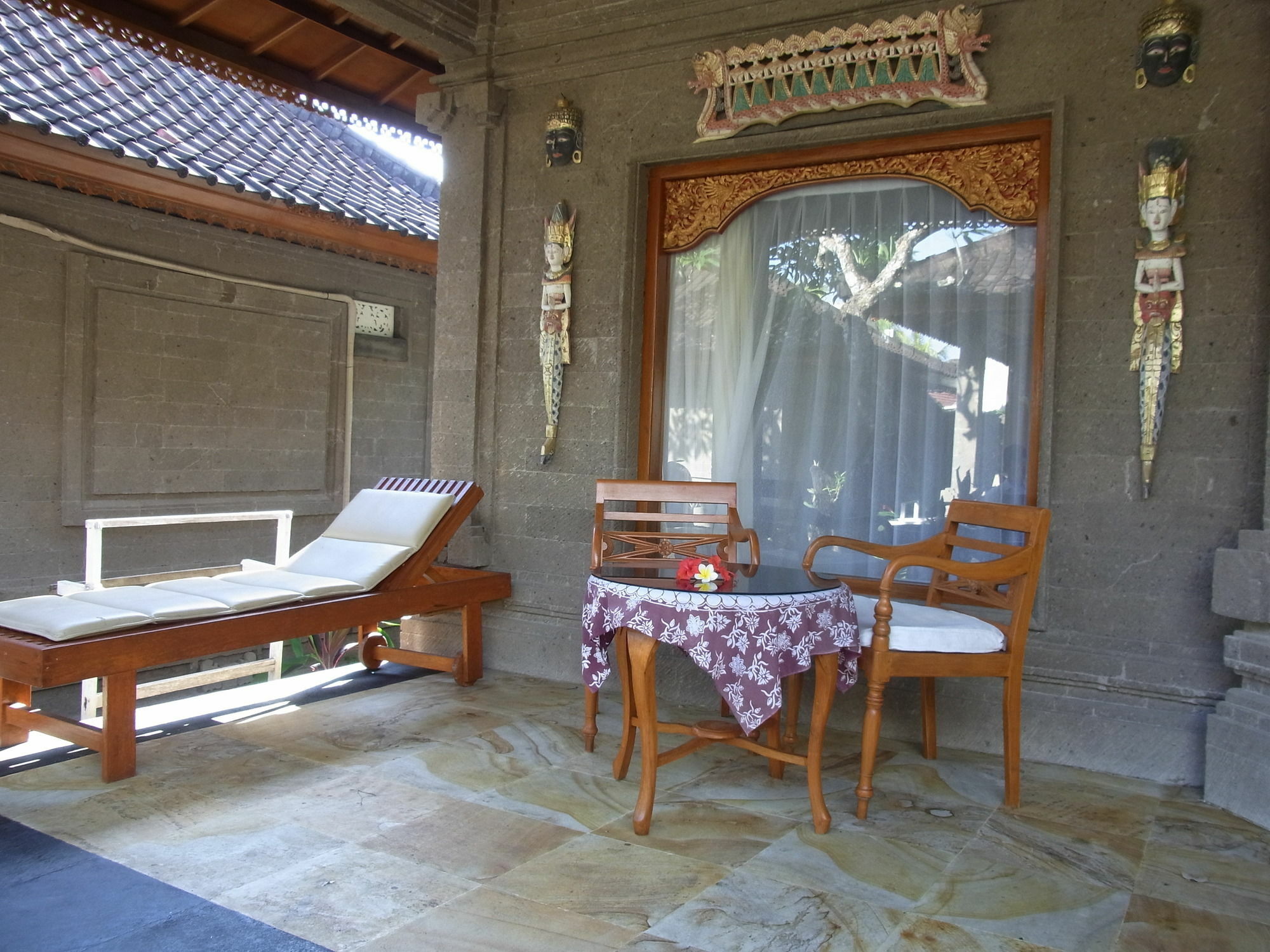 Bungalow Geringsing 캔디다사 외부 사진